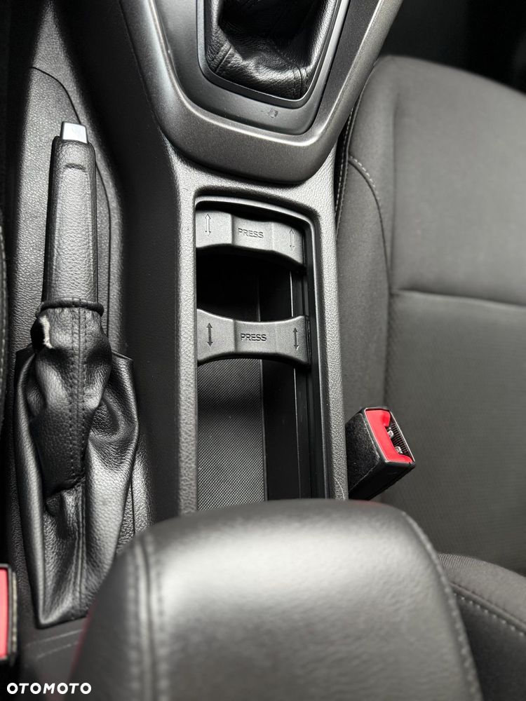 Ford Focus 1.5 EcoBlue Start-Stopp-System COOL&CONNECT - 24