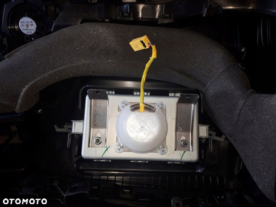 MAZDA 3 2017- 2018 LIFT Komplet Poduszek konsola - 4
