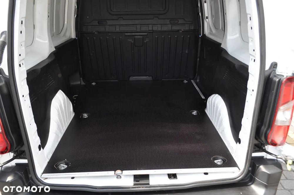 Toyota ProAce City - 32