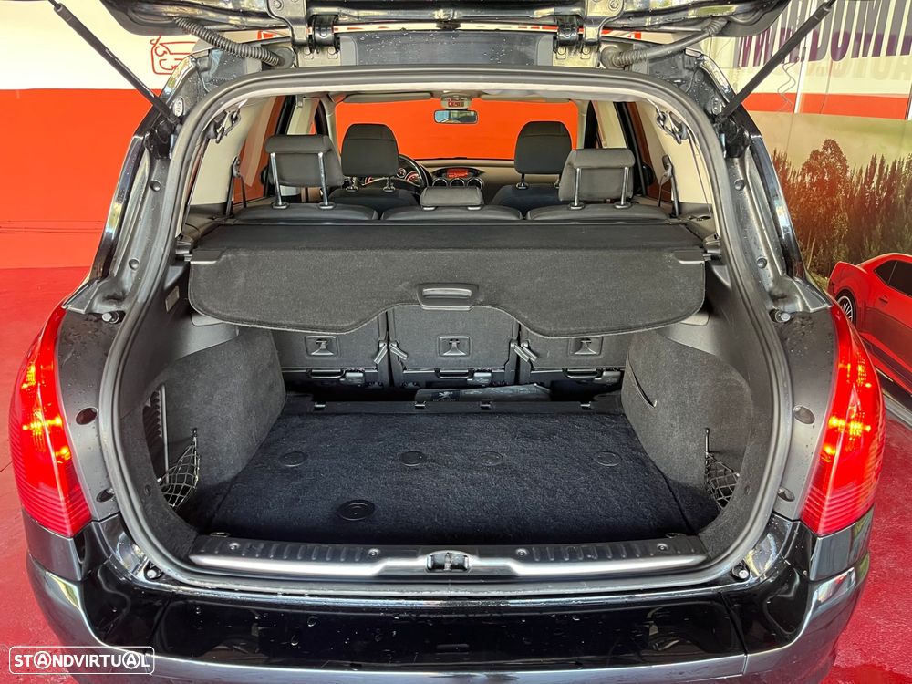 Peugeot 308 SW 1.6 HDi Executive - 24
