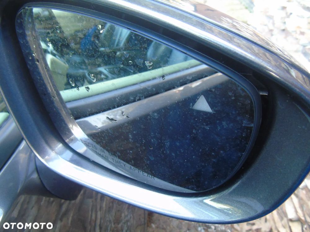 Chrysler Pacifica - 24