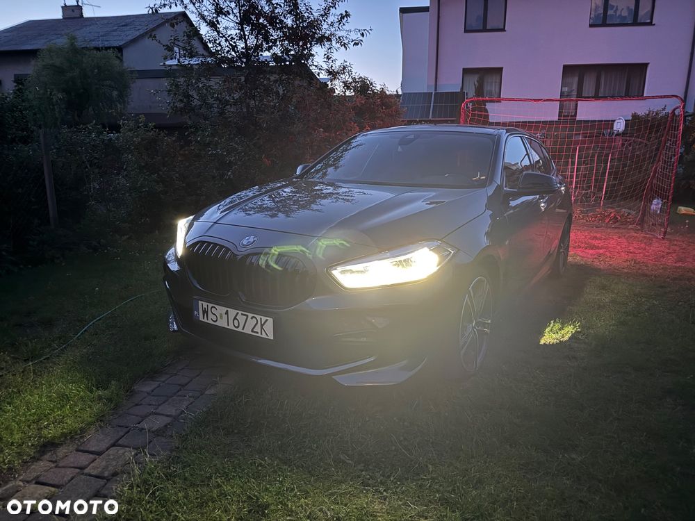 BMW Seria 1 118i M Sport - 10