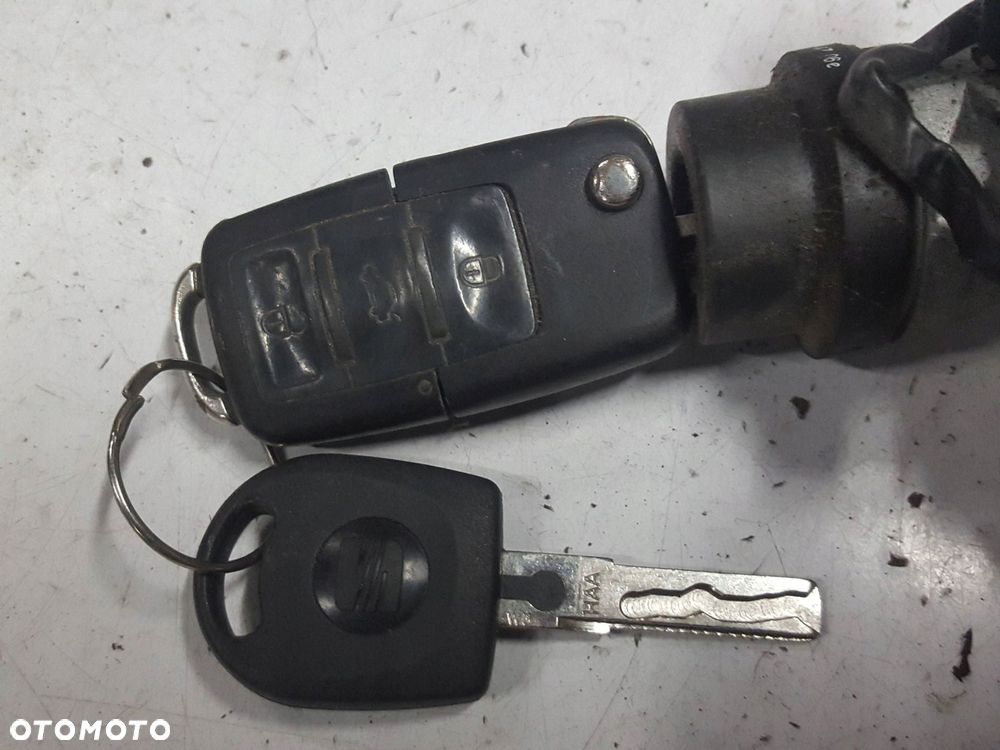 SEAT LEON 2 II 1P LIFT 09-12r STACYJKA KLUCZYKI - 2