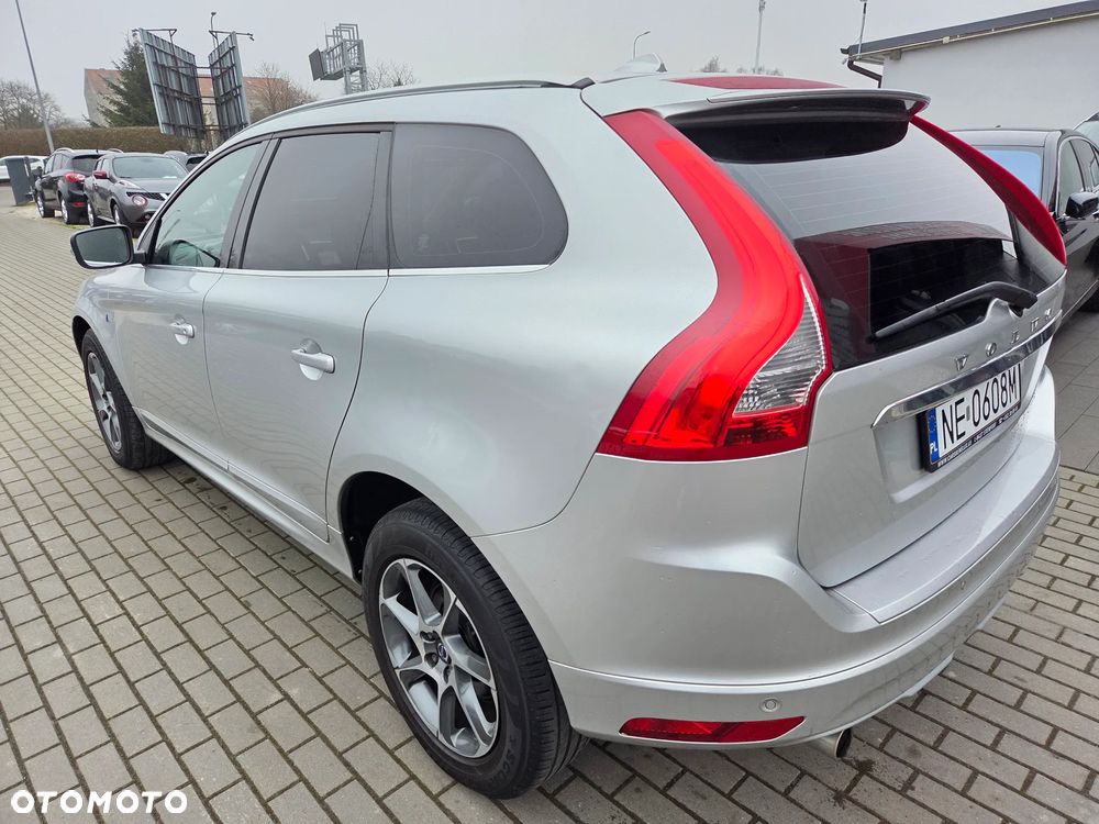Volvo XC 60 D3 Drive-E Ocean Race - 4
