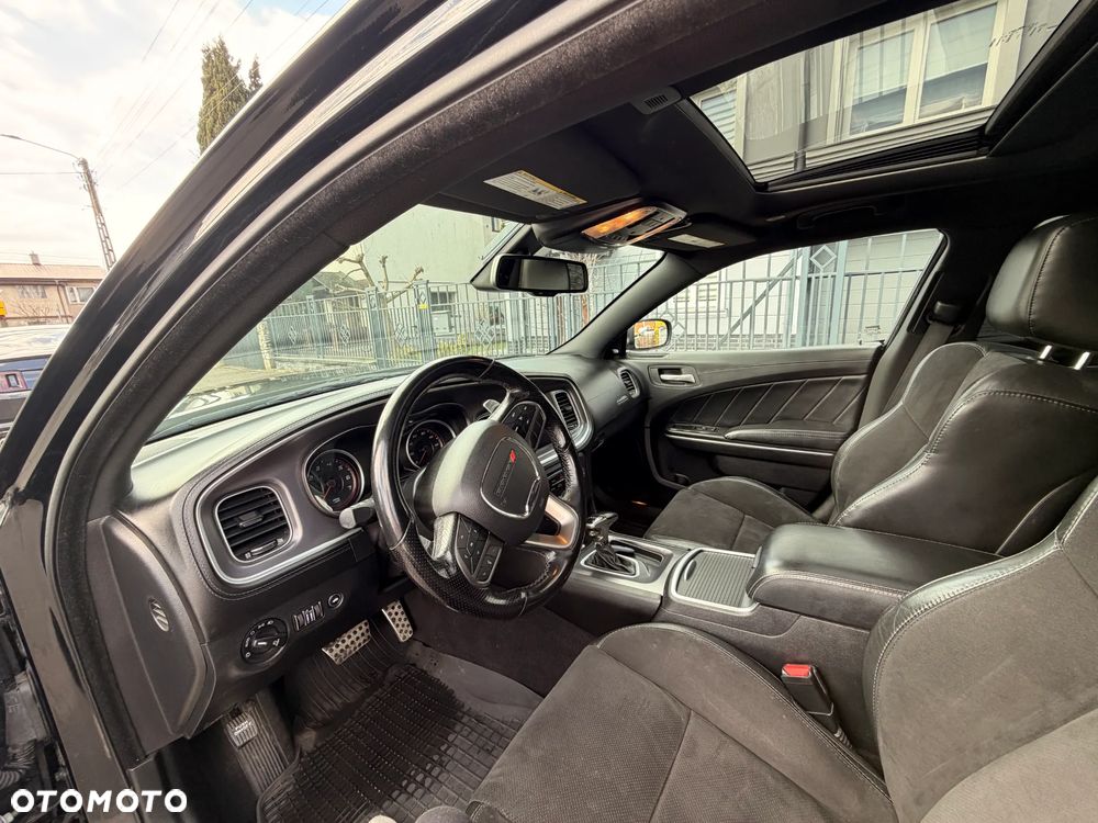 Dodge Charger - 7
