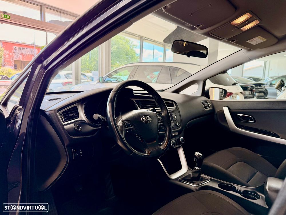 Kia Ceed SW 1.4 CRDi Prime - 6