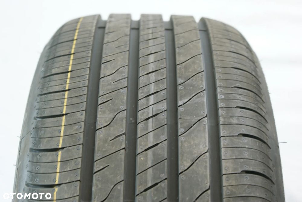 205/55R16 GOODYEAR EFFICIENT GRIP PERFORMANCE 2 , 6,9mm 2023r B3092 - 1