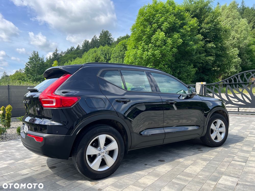 Volvo XC 40 T3 Geartronic Momentum Pro - 12