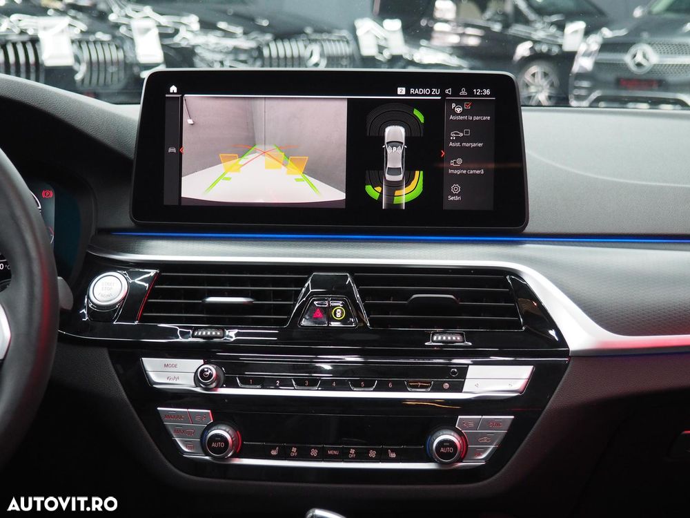 BMW Seria 5 520i AT MHEV - 18