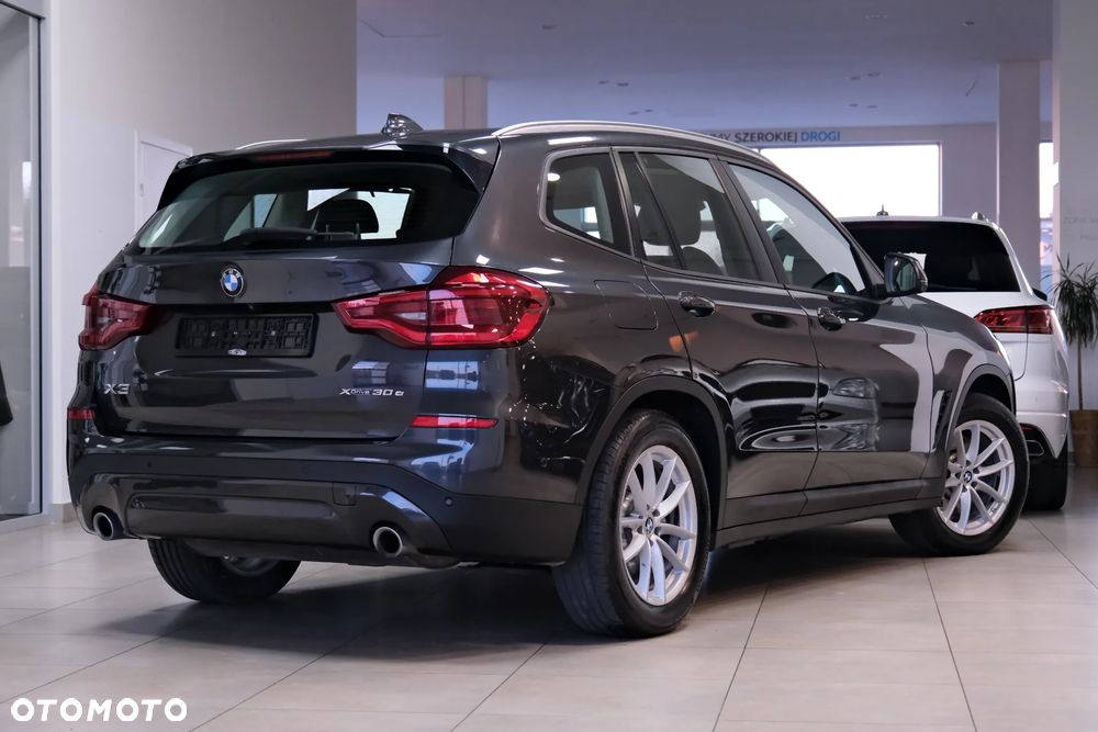 BMW X3 xDrive30e Luxury Line - 13