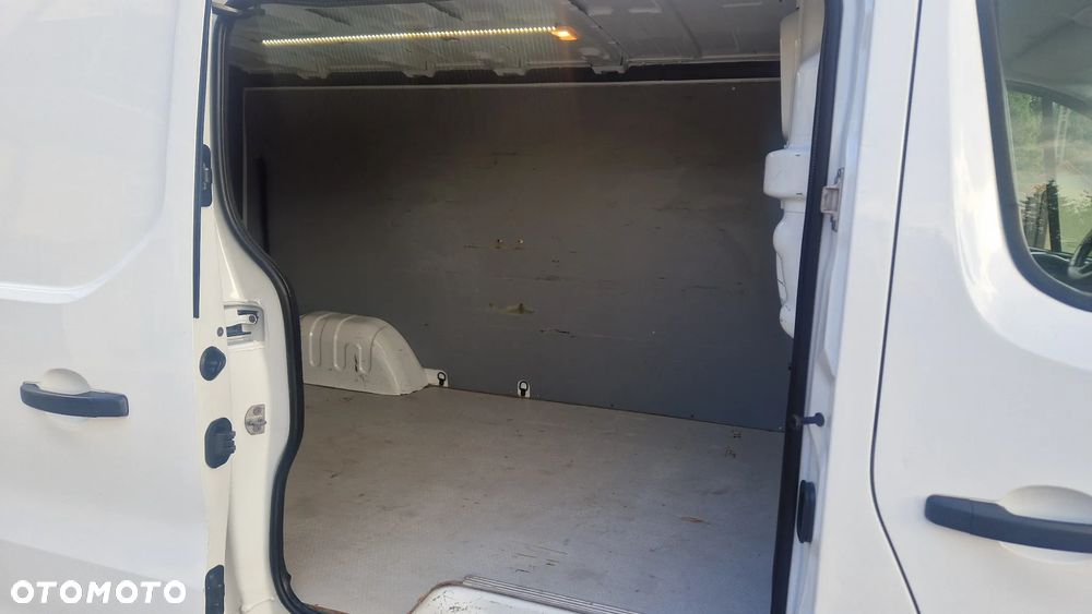 Opel VIVARO BITURBO 1.6 CDTI 145 KM kamera cofania - 8