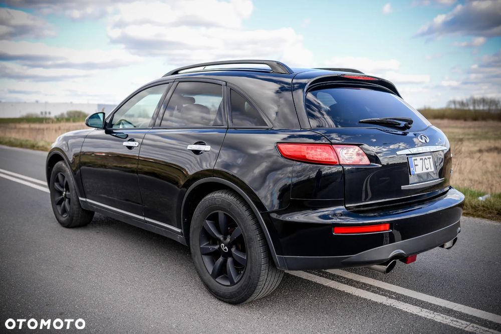 Infiniti FX - 2