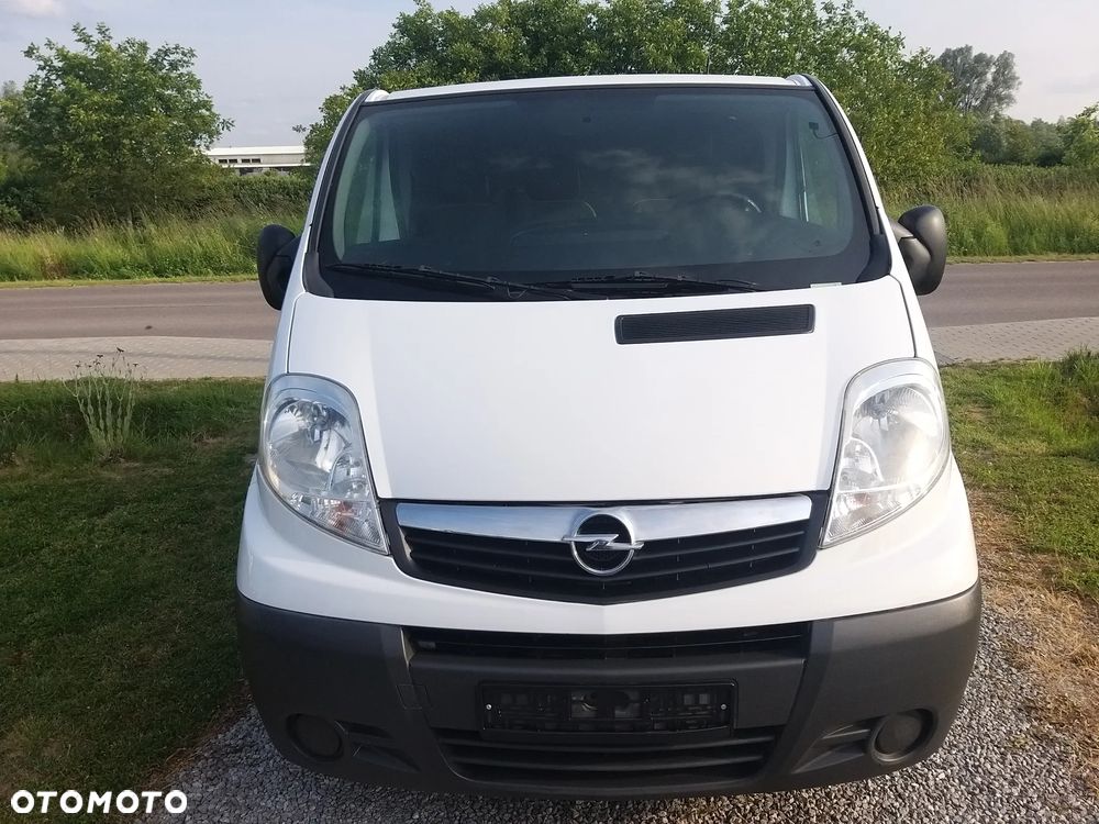 Opel Vivaro - 2