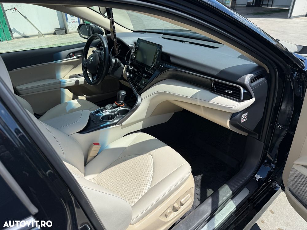 Toyota Camry 2.5 Dynamic - 3