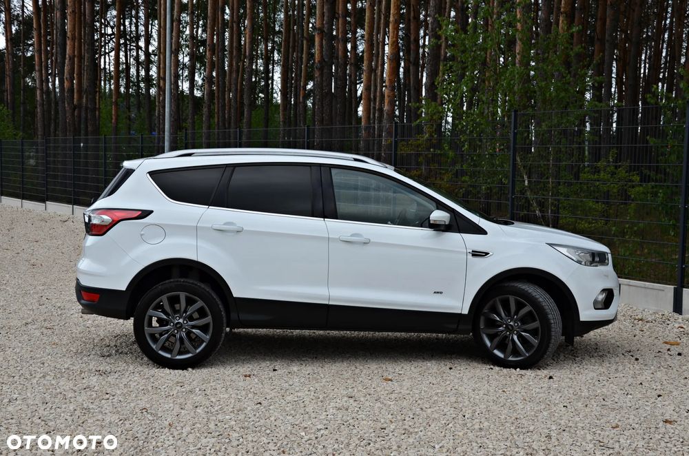 Ford Kuga 2.0 TDCi AWD Titanium - 26
