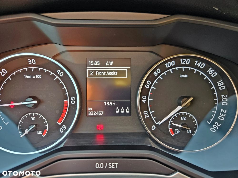 Skoda Superb 2.0 TDI Ambition - 12