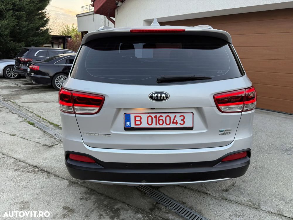 Kia Sorento 2.0 DSL 6AT 4x4 Nova - 6