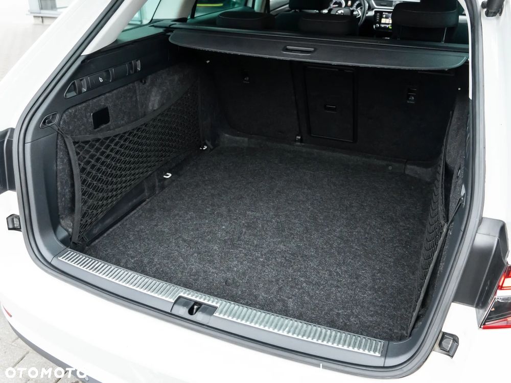 Skoda Superb 2.0 TDI SCR 4x4 Style DSG - 37