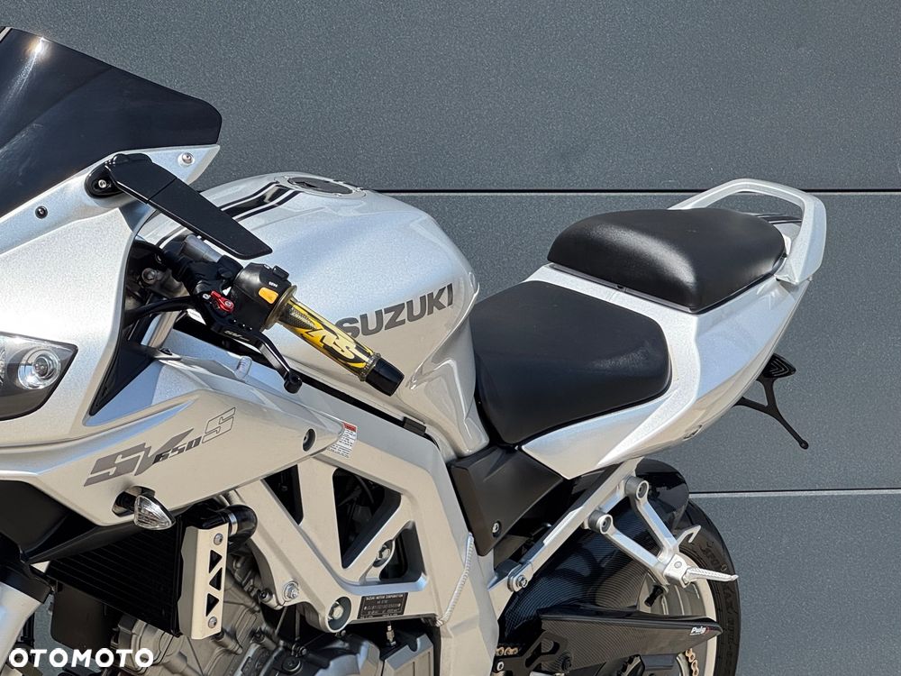 Suzuki SV - 29