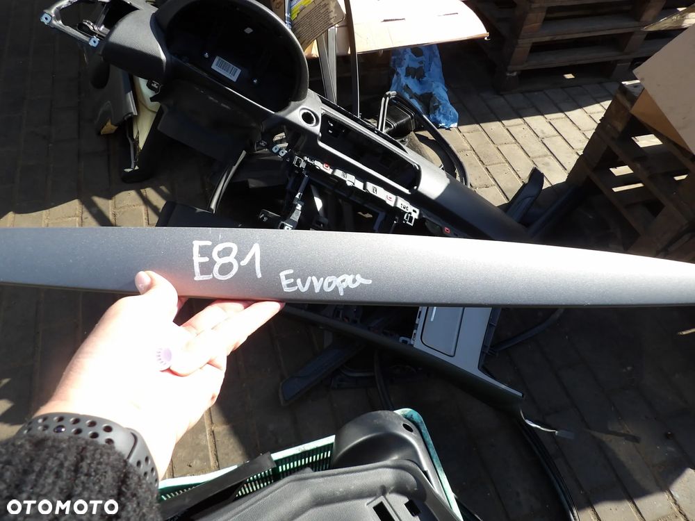 BMW - E81,E87 - LISTWA , DEKOR KONSOLI - EUROPA - 9128646 - 1