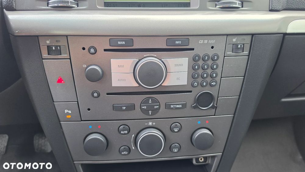 Opel Vectra 1.9 CDTI Cosmo - 14