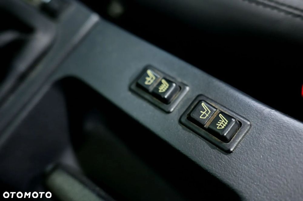 BMW Seria 3 325i - 34
