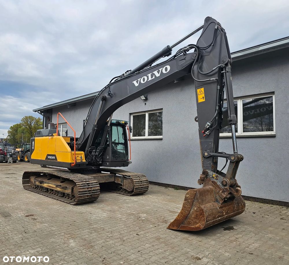 Volvo EC 220EL - 1