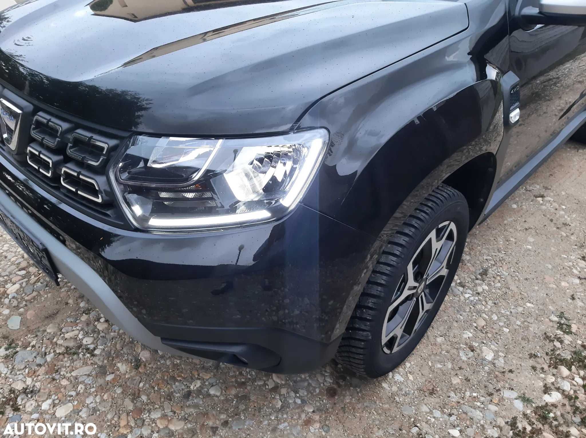 Dacia Duster Blue dCi 115 4WD Celebration - 14
