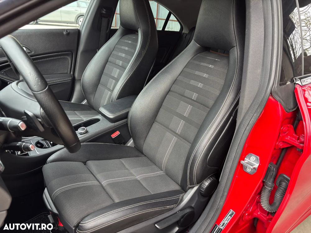 Mercedes-Benz CLA 220 - 32