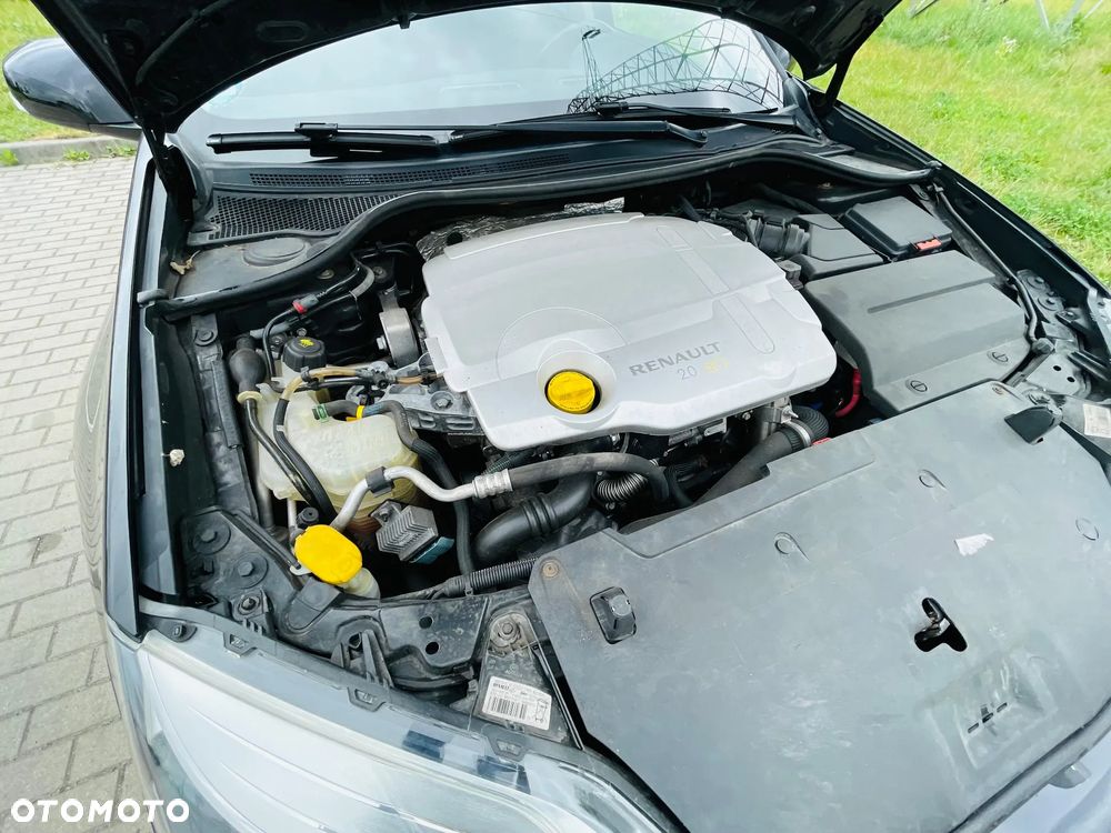 Renault Laguna dCi 175 FAP GT - 38