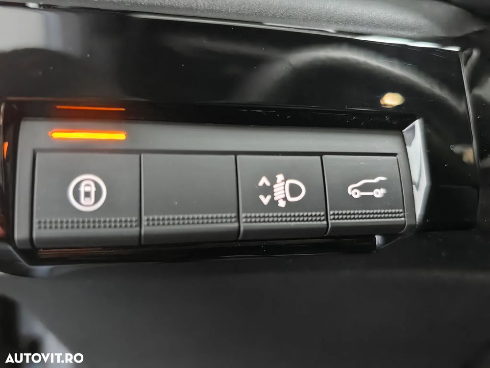 Renault 4 E-Tech 52 kWh Iconic - 16