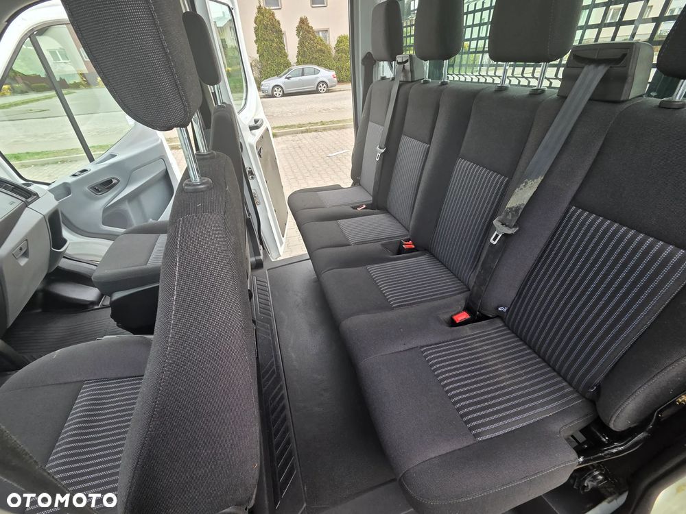 Ford Transit - 26