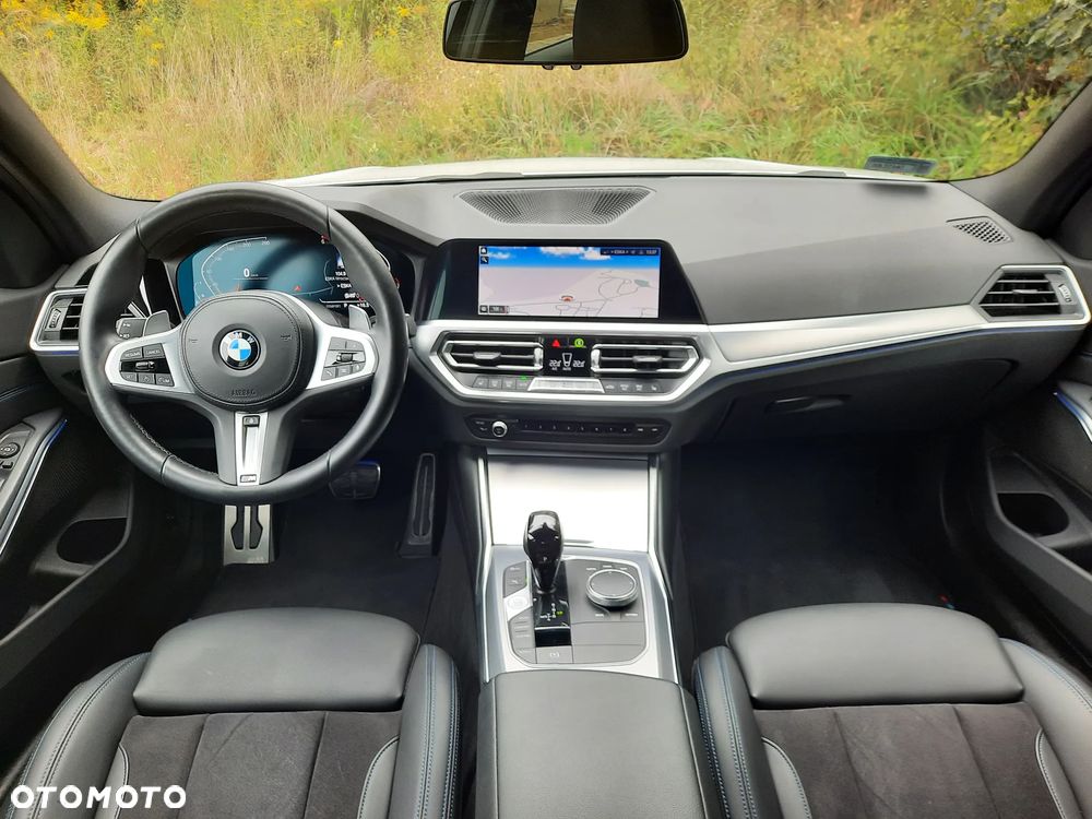 BMW Seria 3 320d xDrive M Sport sport - 13