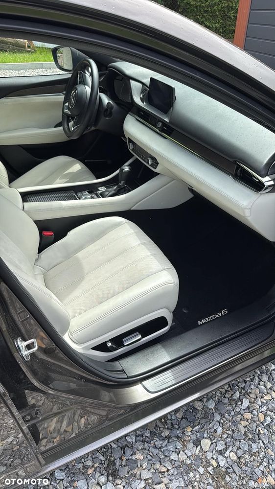 Mazda 6 - 10