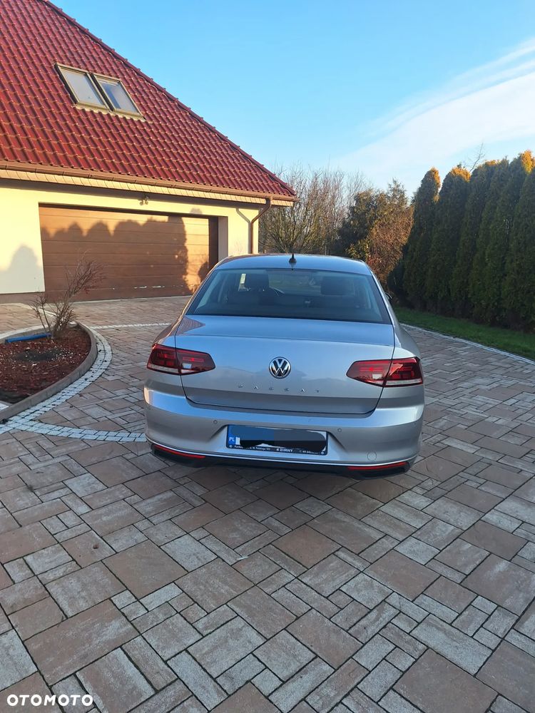 Volkswagen Passat 1.5 TSI EVO Essence - 4