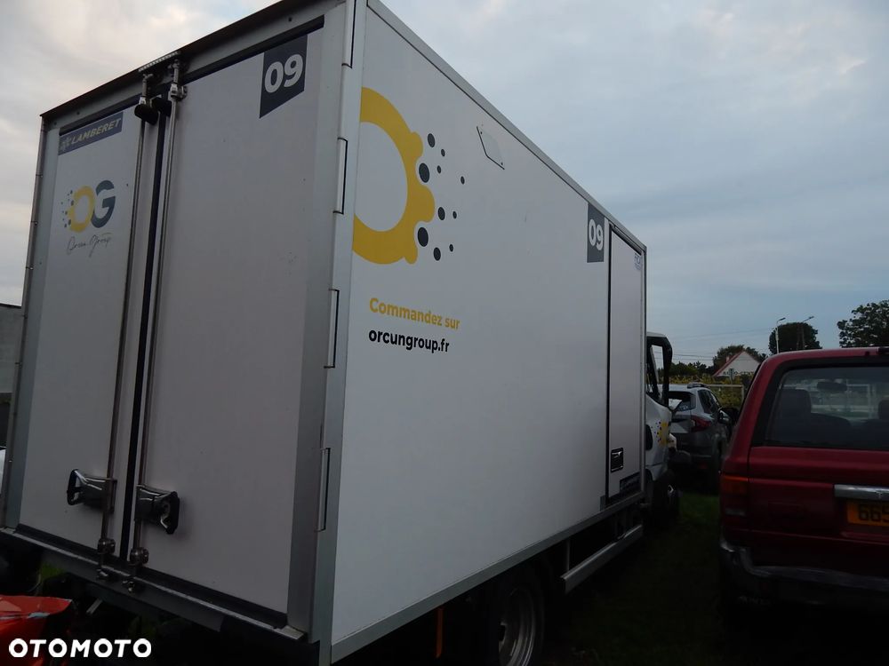 Iveco DAILY 35C18 - 39