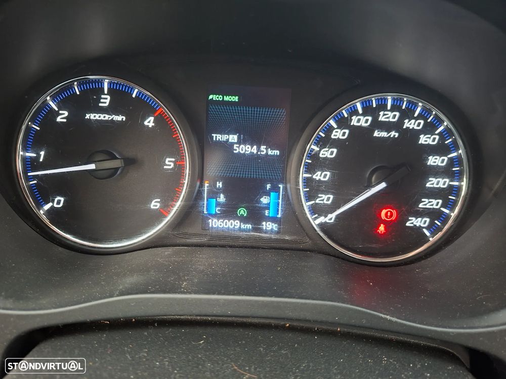 Mitsubishi Outlander 2.2 DI-D Intense - 10