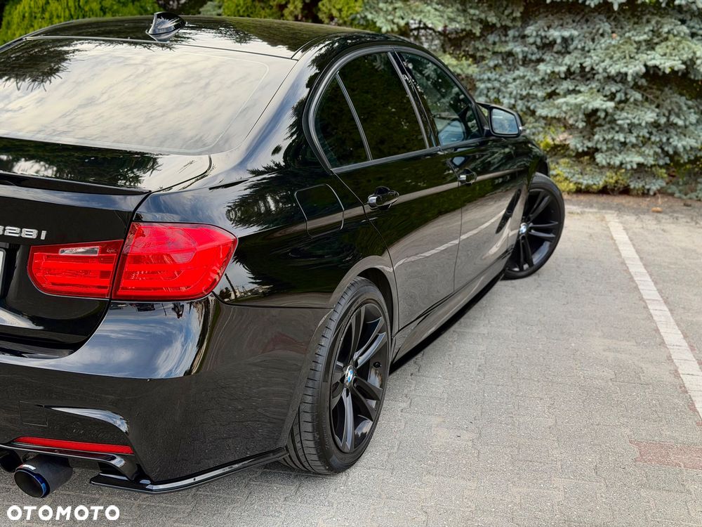BMW Seria 3 - 26