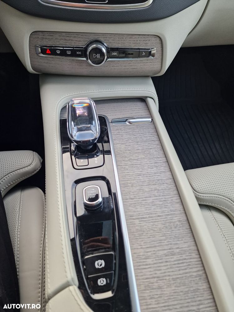 Volvo XC 90 Recharge T8 AWD Ultimate Dark - 30