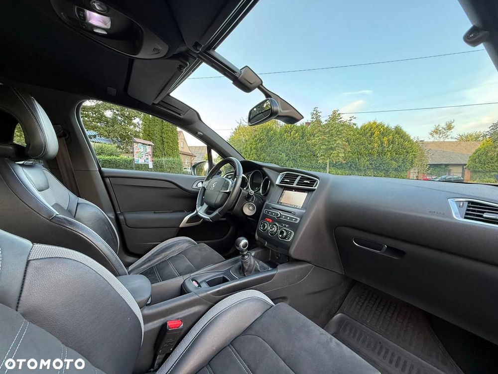 Citroën DS4 1.2 PureTech SoChic S&S - 23