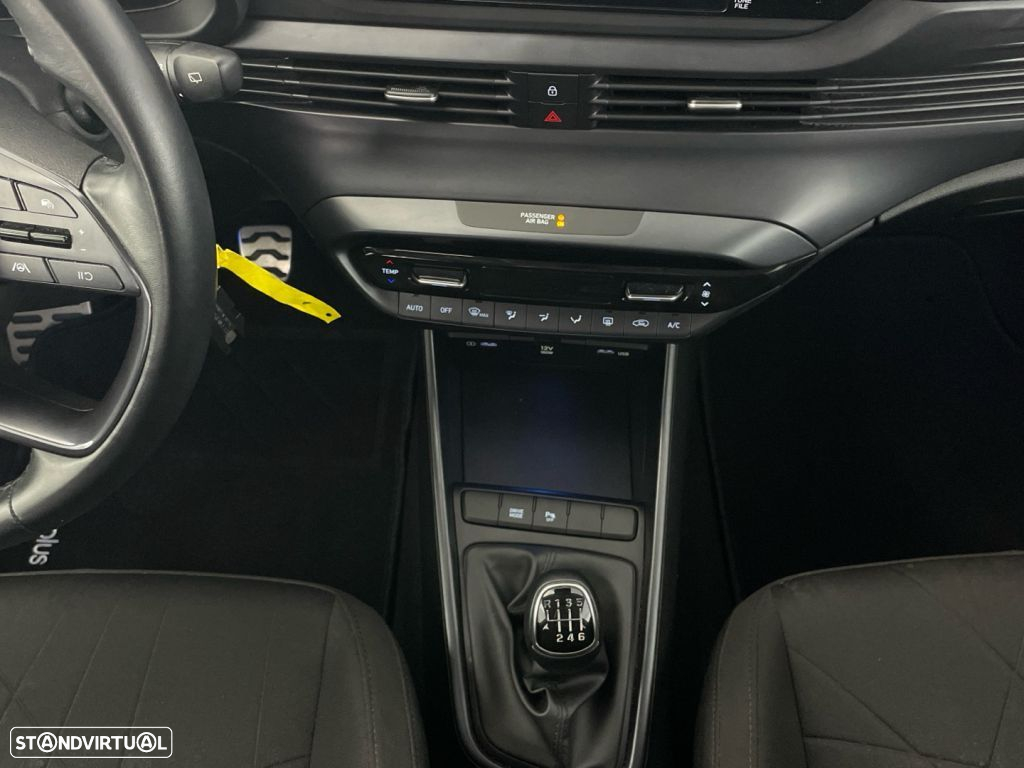 Hyundai Bayon 1.0 T-GDI Premium - 16