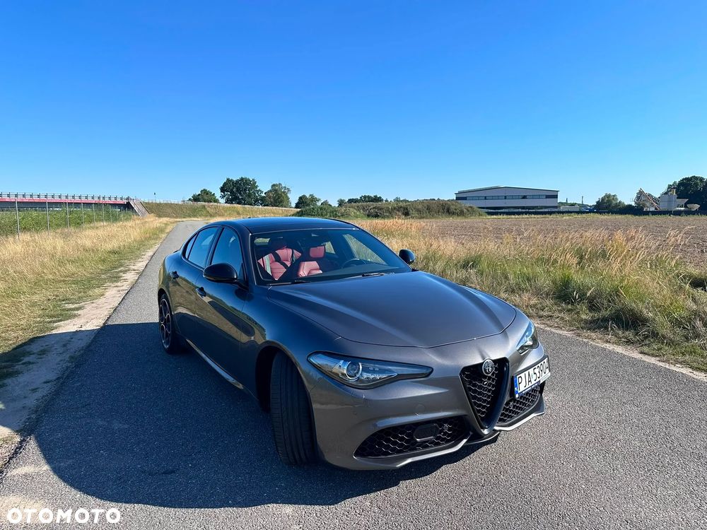 Alfa Romeo Giulia 2.0 Turbo 16V AT8 Veloce - 15