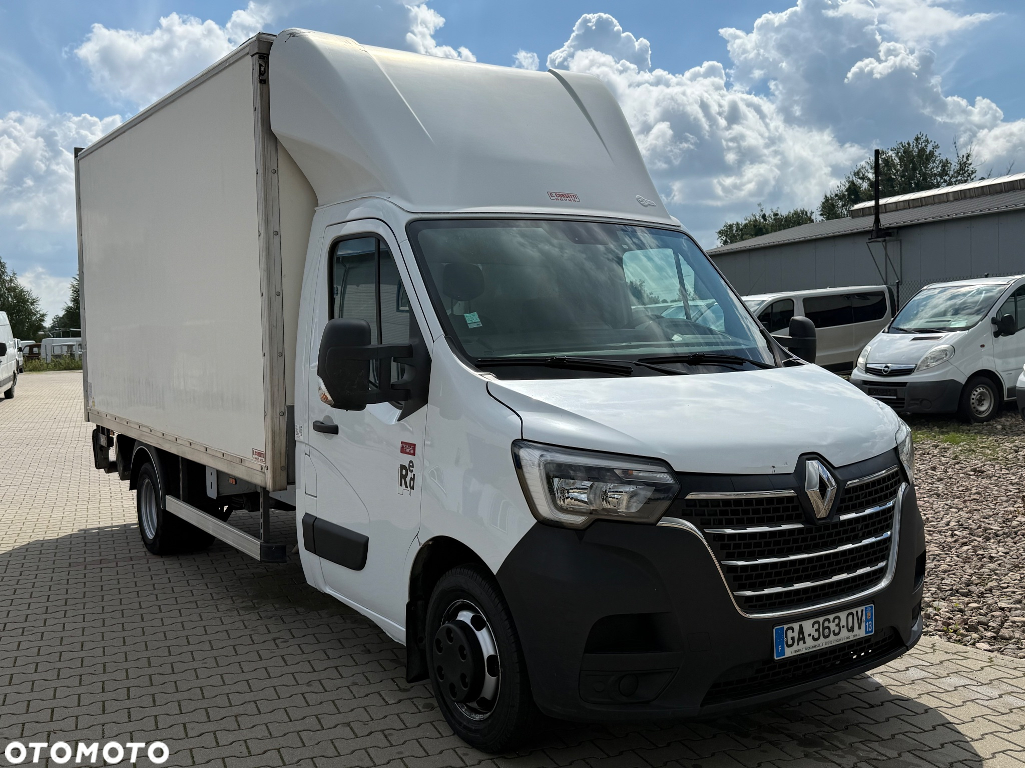 Renault Master 2.3dci kontener winda bliźniak - 2