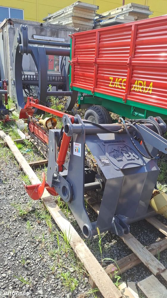 Trencher tractor EA1200 - 7