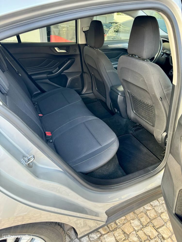 Ford Focus 1.0 EcoBoost Titanium Aut. - 10