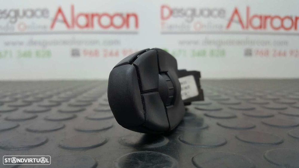 CONTROLE DE VOLANTE MULTIFUNCIONAL PEUGEOT PARTNER (S2) COMBI PLUS - 7