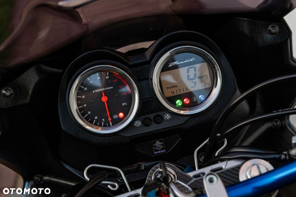 Suzuki Bandit - 9