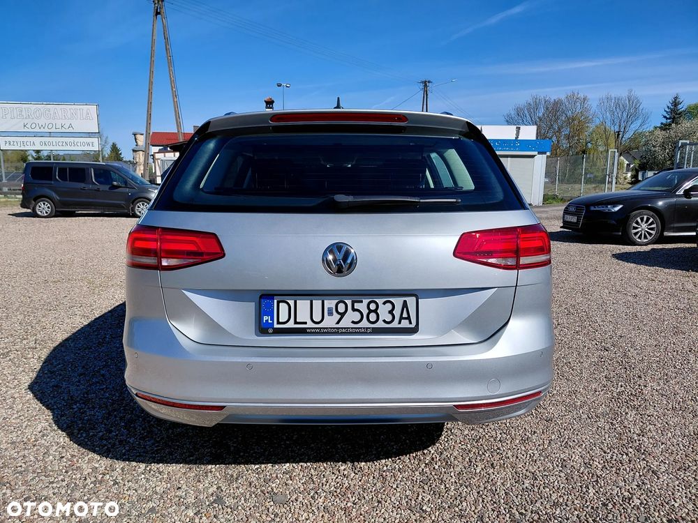Volkswagen Passat 2.0 TDI SCR Comfortline DSG - 32