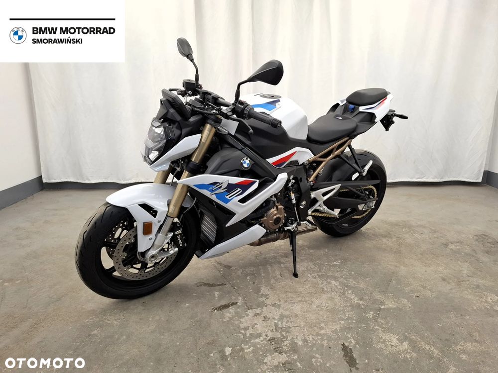 BMW S - 3