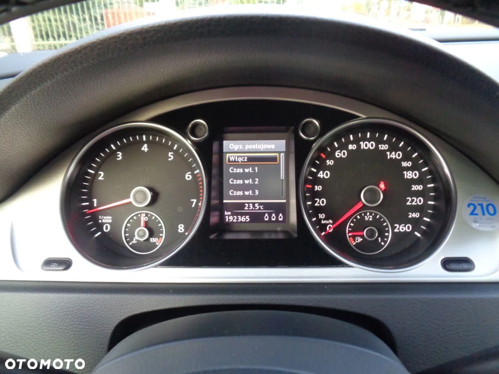 Volkswagen Passat 1.8 TSI Highline - 38